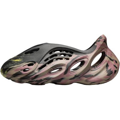 Yzy foam runner